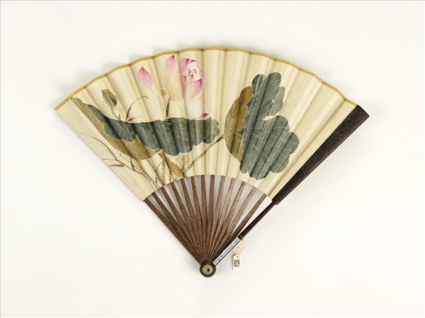 清人花卉　成扇
