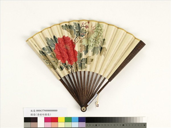 清人花卉　成扇