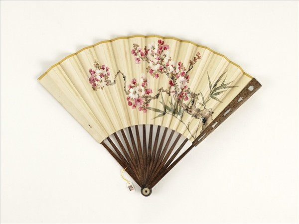 清人花卉　成扇