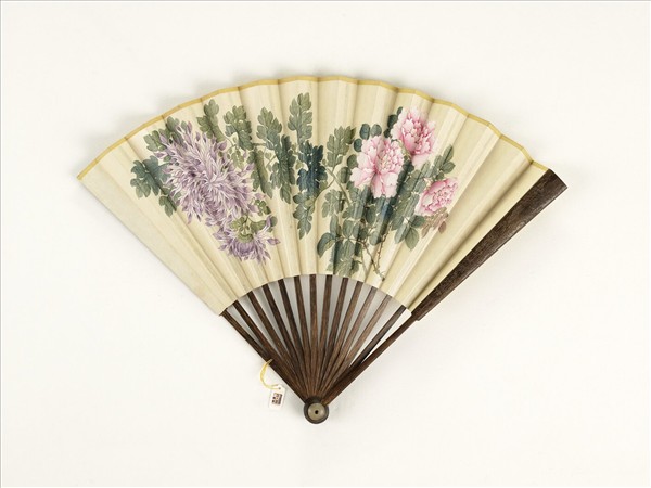 清人花卉　成扇