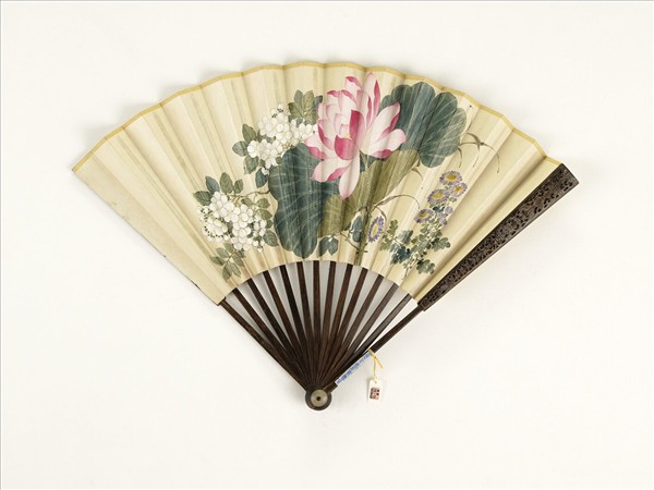 清人花卉　成扇