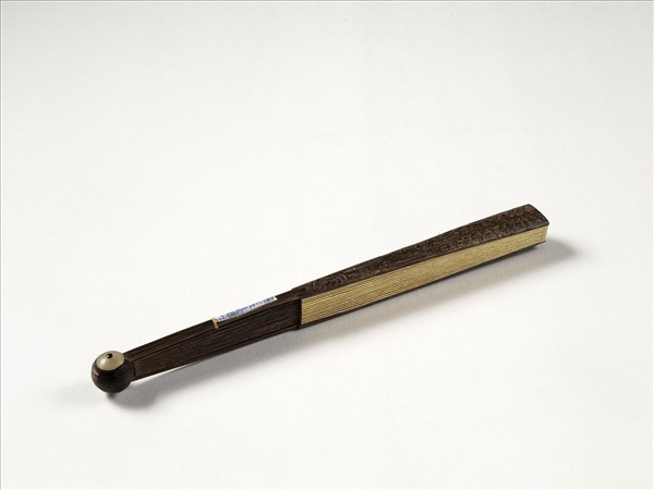 清人花卉　成扇