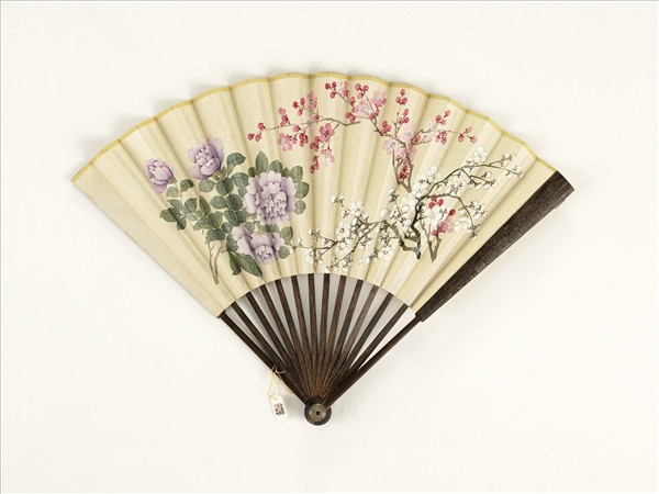 清人花卉　成扇