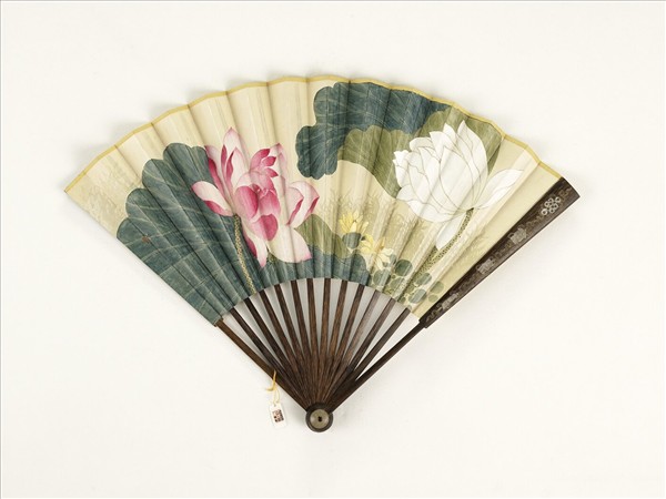 清人花卉　成扇