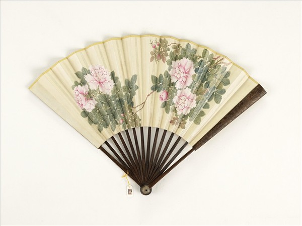 清人花卉　成扇