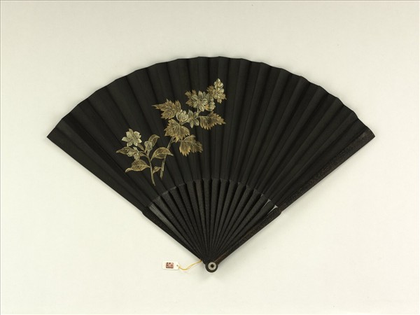 清倪承寬書蘇軾春帖子詞清人畫花卉　成扇　清人畫花卉