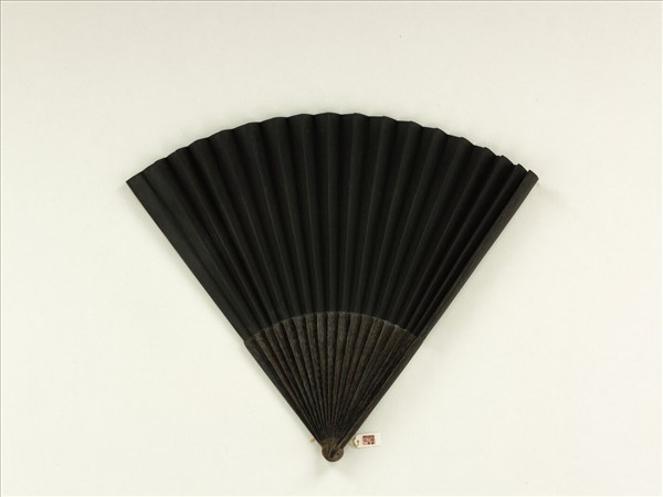 清王杰書乾隆御製題藏紙扇等題扇詩二首　成扇