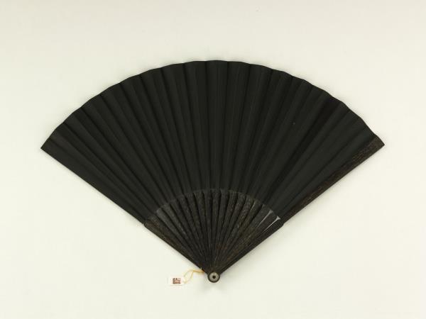 清梁國治書乾隆御製和李嶠雜詠詩李等十二首　成扇