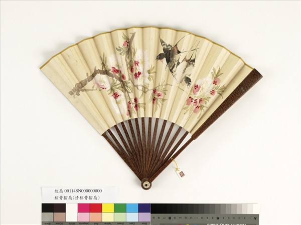 清人花鳥　成扇