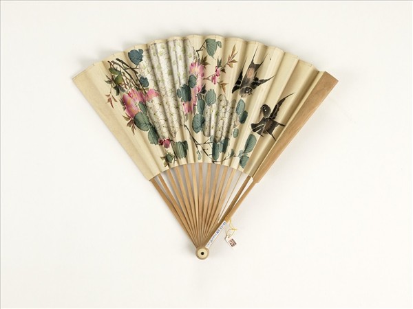 清人花鳥　成扇