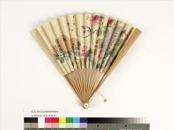 清人花鳥　成扇