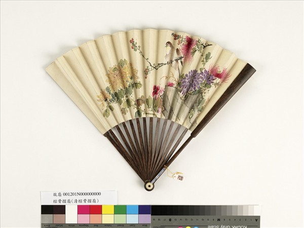 清人花鳥　成扇