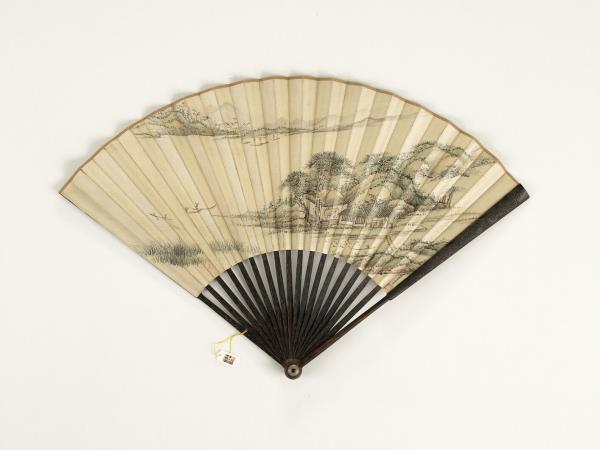 清錢汝誠書乾隆御製孔雀開屏錢維城畫山水　成扇　清錢汝誠書乾隆御製孔雀開屏