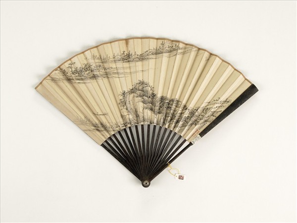 清錢汝誠書乾隆御製玉盤謠錢維城畫山水　成扇