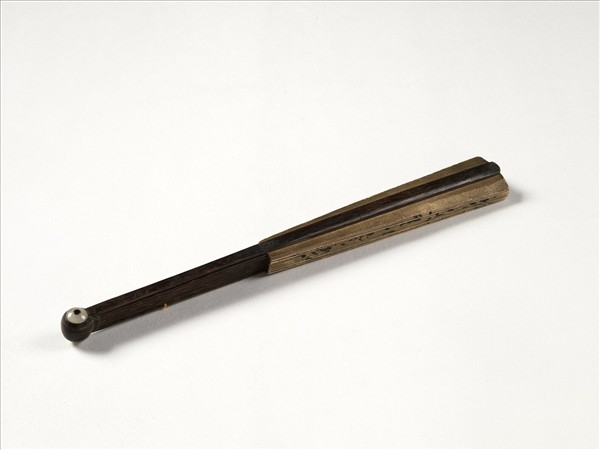 清乾隆御臨米芾帖陸一奇畫松　成扇　陸一奇畫松