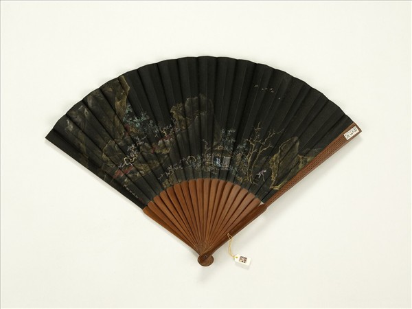 清永琰書乾隆御製古華軒詩黎明畫山水　成扇　永琰書乾隆御製古華軒詩