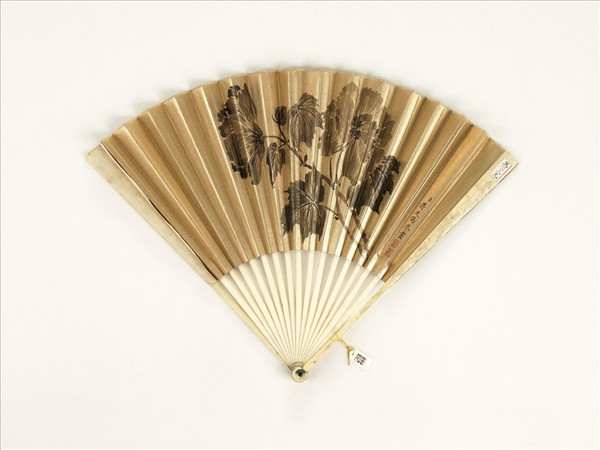 清蔣廷錫花卉　成扇