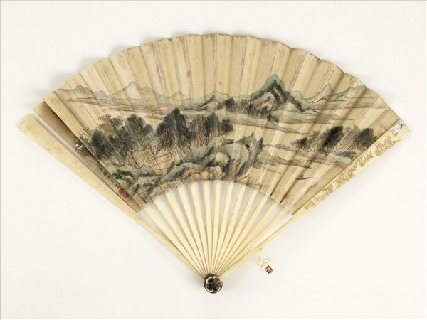 清赫奕設色山水　成扇