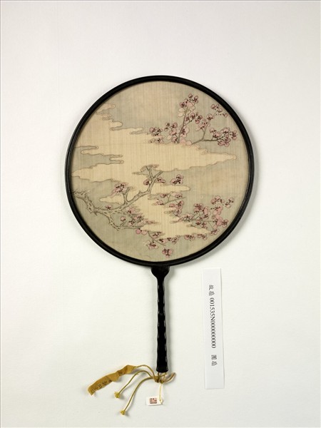 清人畫梅　成扇