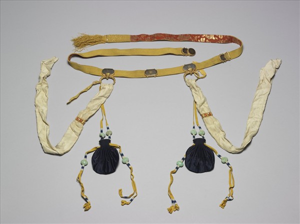 漆面銅鍍金扣吉服帶