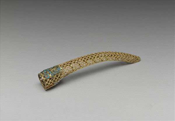 鍍金鏤空點翠雙喜指甲套