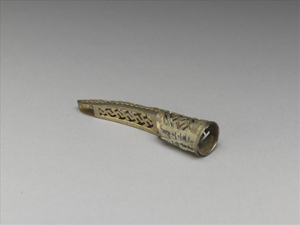 銀鍍金鏤空卍字不斷紋指甲套