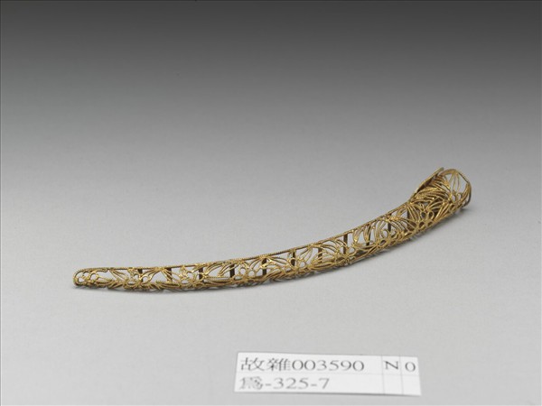 銀鍍金纍絲梅竹紋指甲套