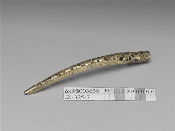 銀鍍金鏤空花卉指甲套