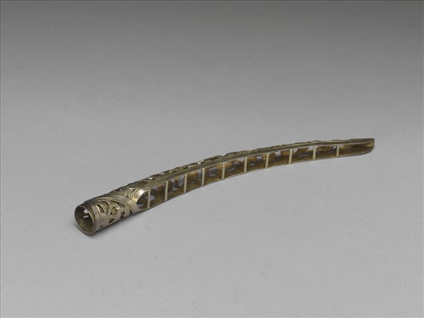 銀鍍金鏤空花卉指甲套