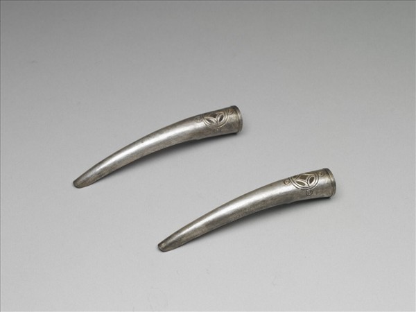 銀古錢紋指甲套