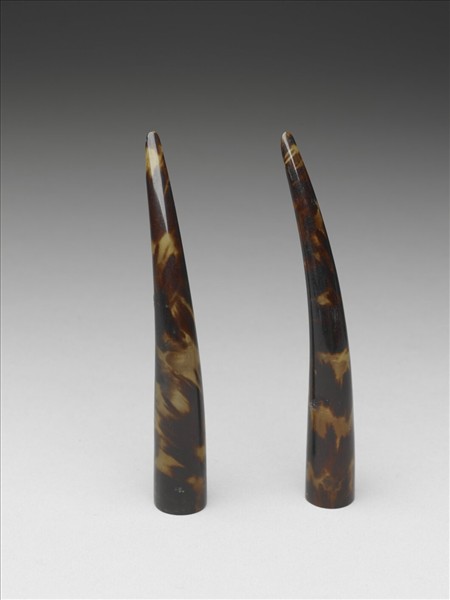 玳瑁古錢紋指甲套