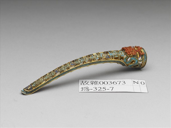 點翠緝米珠雙囍雲紋指甲套