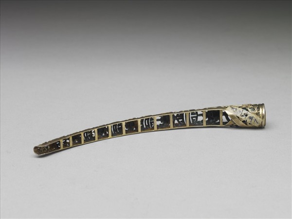 銀鍍金鏤空蝠壽紋指甲套