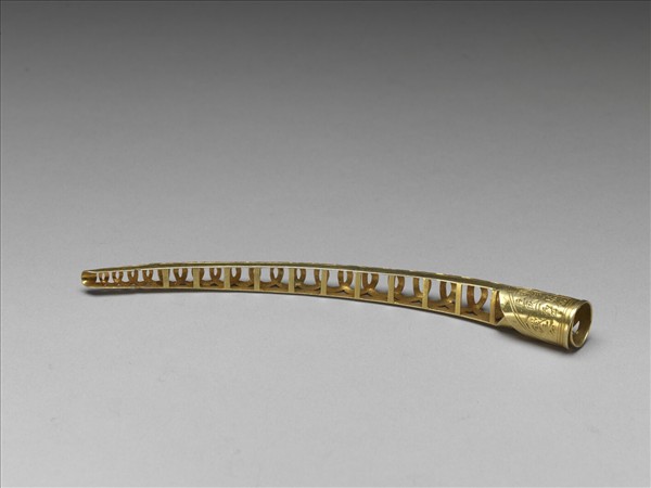 金鏤空錢紋指甲套