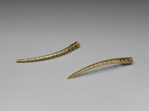 金鏤空錢紋指甲套