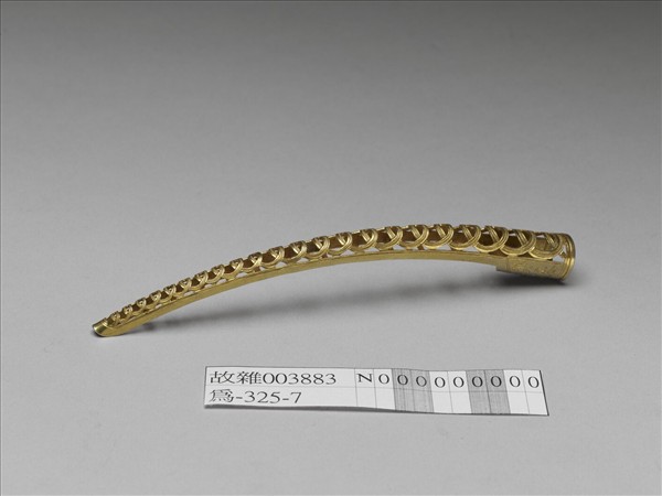 金鏤空錢紋指甲套