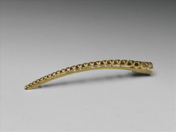 金鏤空錢紋指甲套