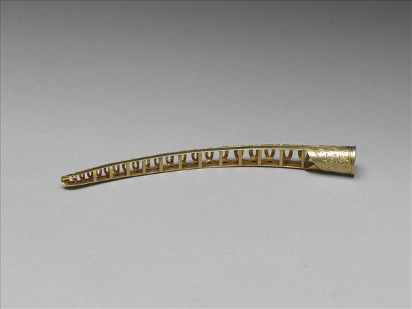 金鏤空錢紋指甲套