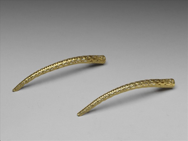 銅鍍金鏤空錢紋指甲套