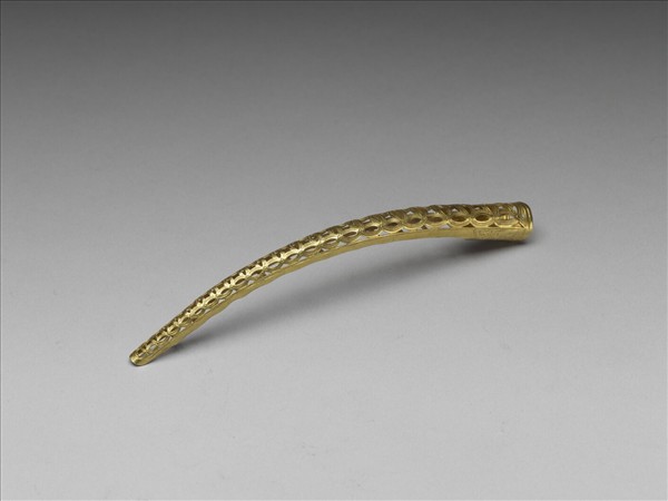 銅鍍金鏤空錢紋指甲套