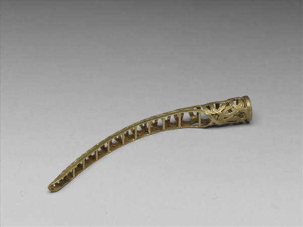 銅鍍金鏤空錢紋指甲套