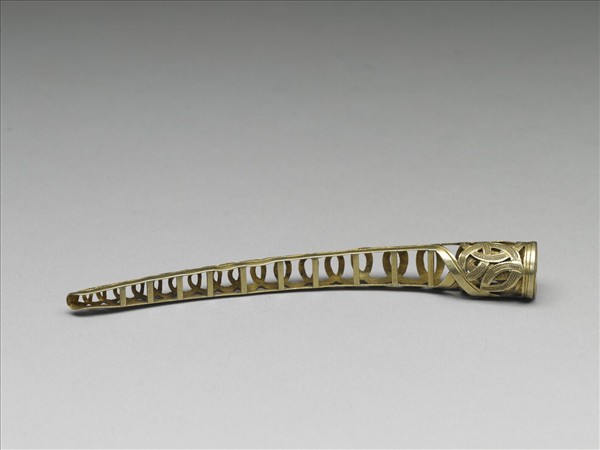 銅鍍金鏤空錢紋指甲套