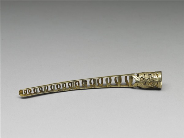 銅鍍金鏤空錢紋指甲套