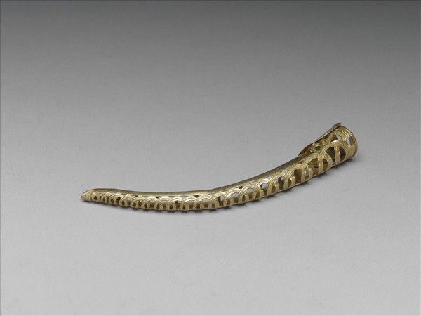 銅鍍金鏤空錢紋指甲套