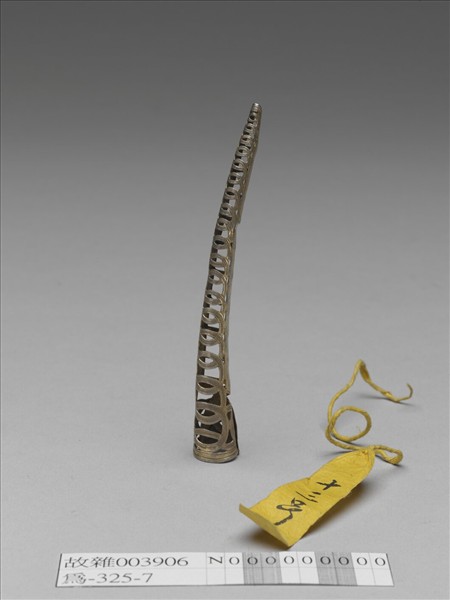 銀鍍金鏤空錢紋指甲套