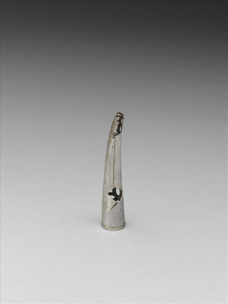 銀鏤空錢紋指甲套