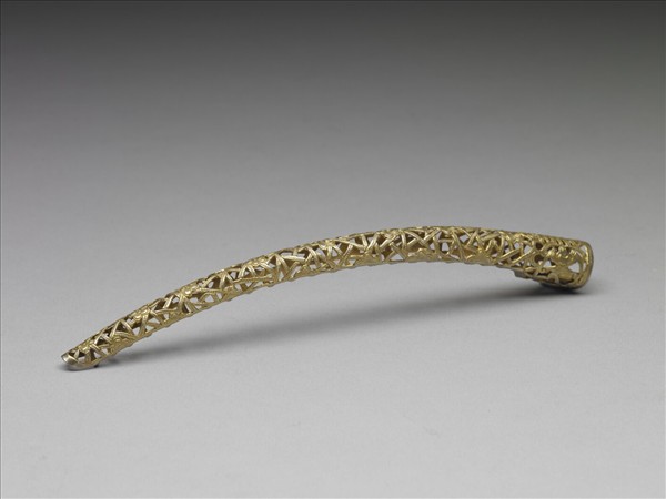 銅鎏金鏤空福壽冰梅紋指甲套