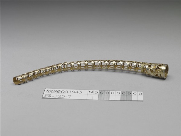 銅鍍金鏤空福壽錢紋指甲套