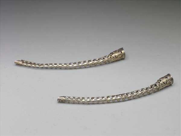 銅鍍金鏤空福壽錢紋指甲套