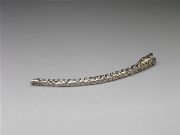 銅鍍金鏤空福壽錢紋指甲套